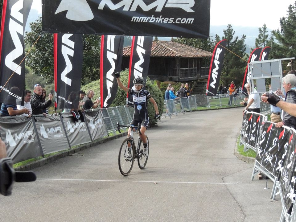 Rocio Gamonal Ciclocross C X Perience
