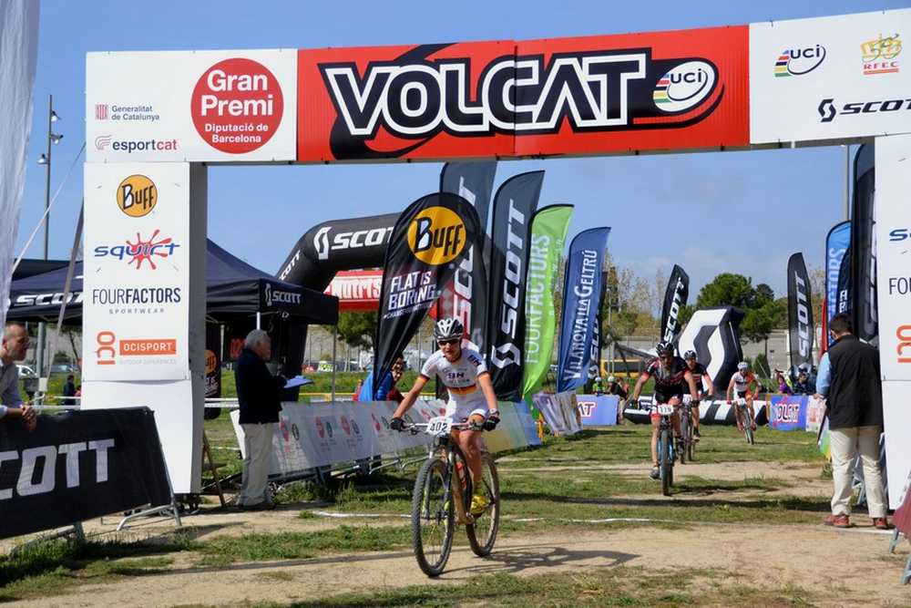 Adelheid Morath líder de la VolCat etapa vilanova-geltru meta
