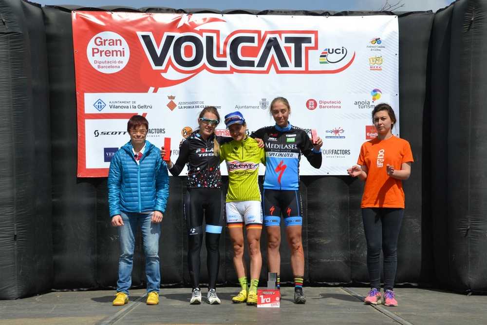 Podio Femenino Volcat 2015 etapa vilanova-geltru