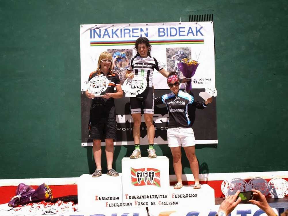Podio femenino Campeonato de Euskadi BTT XCO 2015
