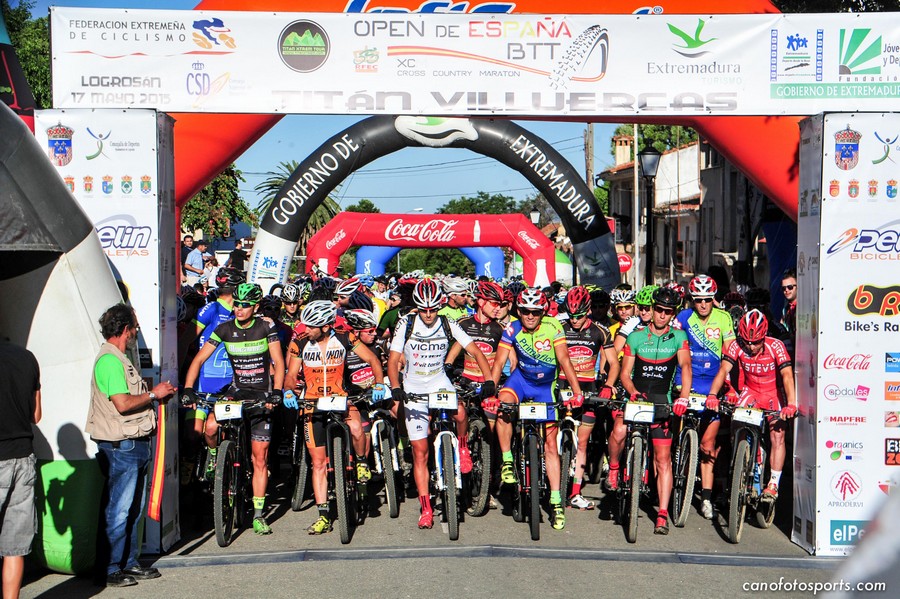 salida Titán Xtrem Villuercas 2015