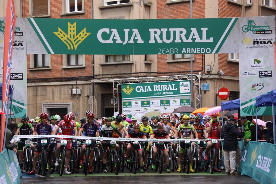 salida elite masculina Superprestigio Caja Rural-RGA MTB
