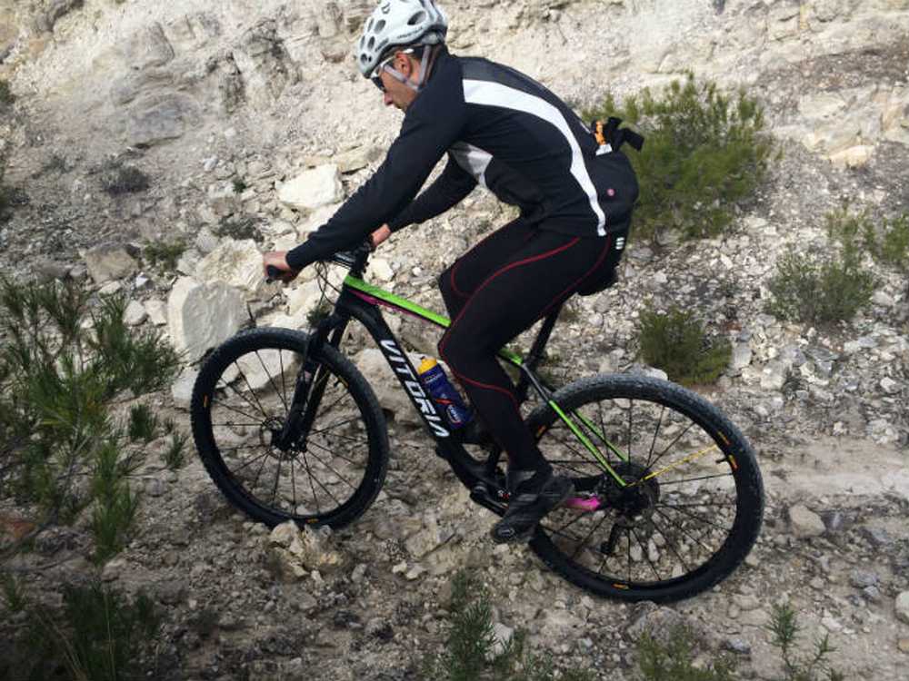 Oscar Santander Iberobike Vitoria Bikes by Atika Sport