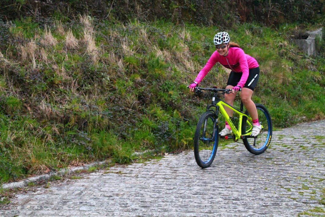Silvia Blanco, nueva corredora del equipo Saracen - Iberobike