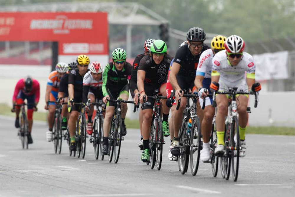 24h MADFORM BiCircuit 2016 peloton