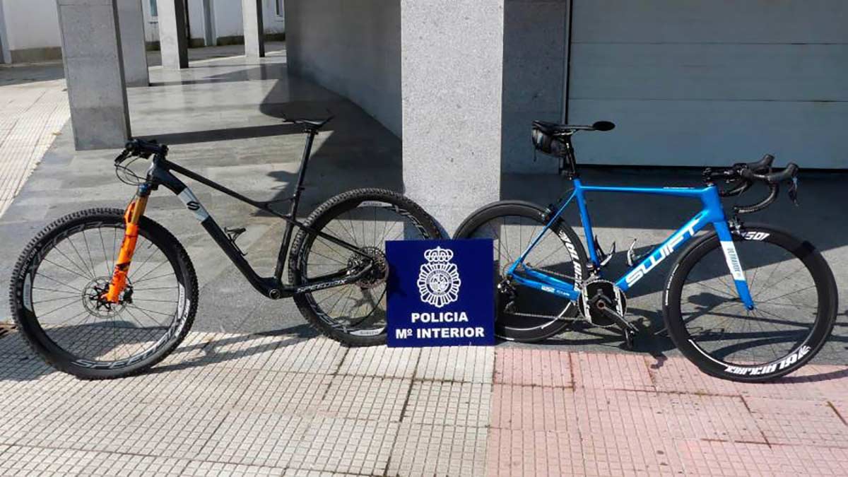 Detenidas dos personas por el robo de las bicicletas del ciclista profesional Gustavo César Veloso - Policía Nacional