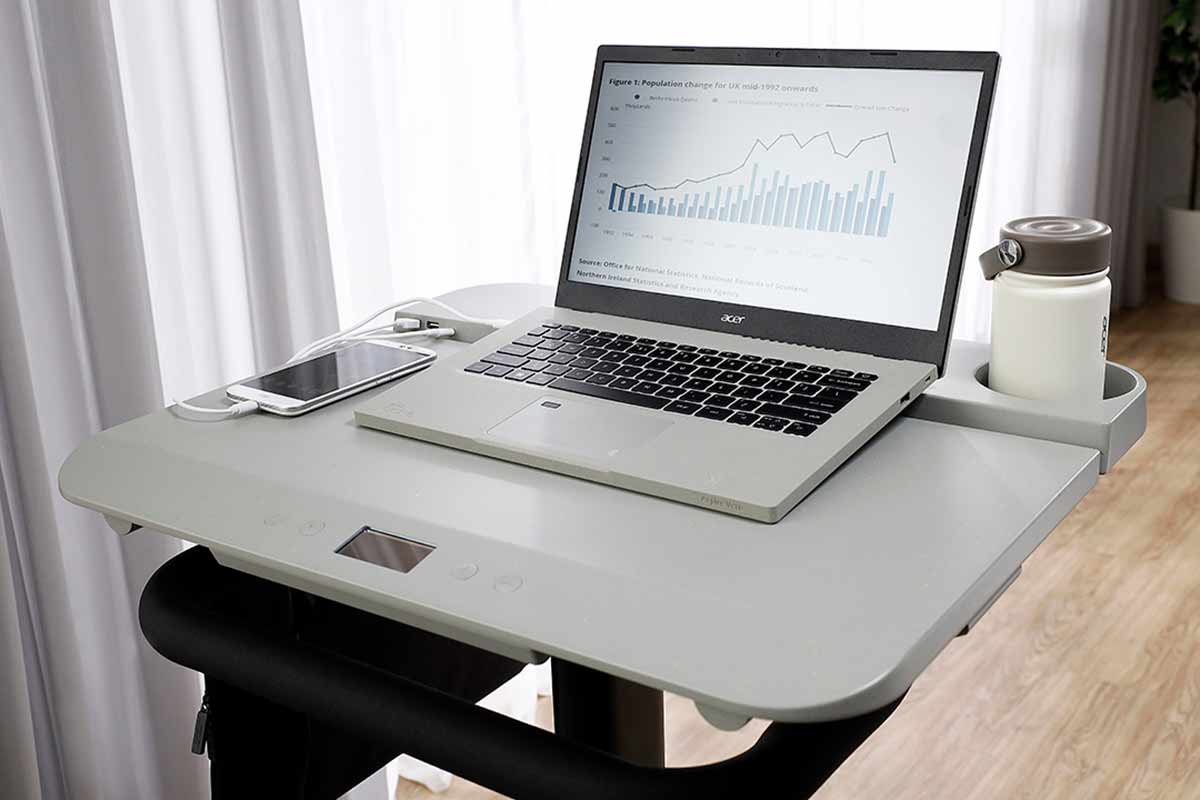 ACER-presenta-un-escritorio-con-bicicleta-para-cargar-pedaleando-portatiles-y-moviles-mientras-trabajas