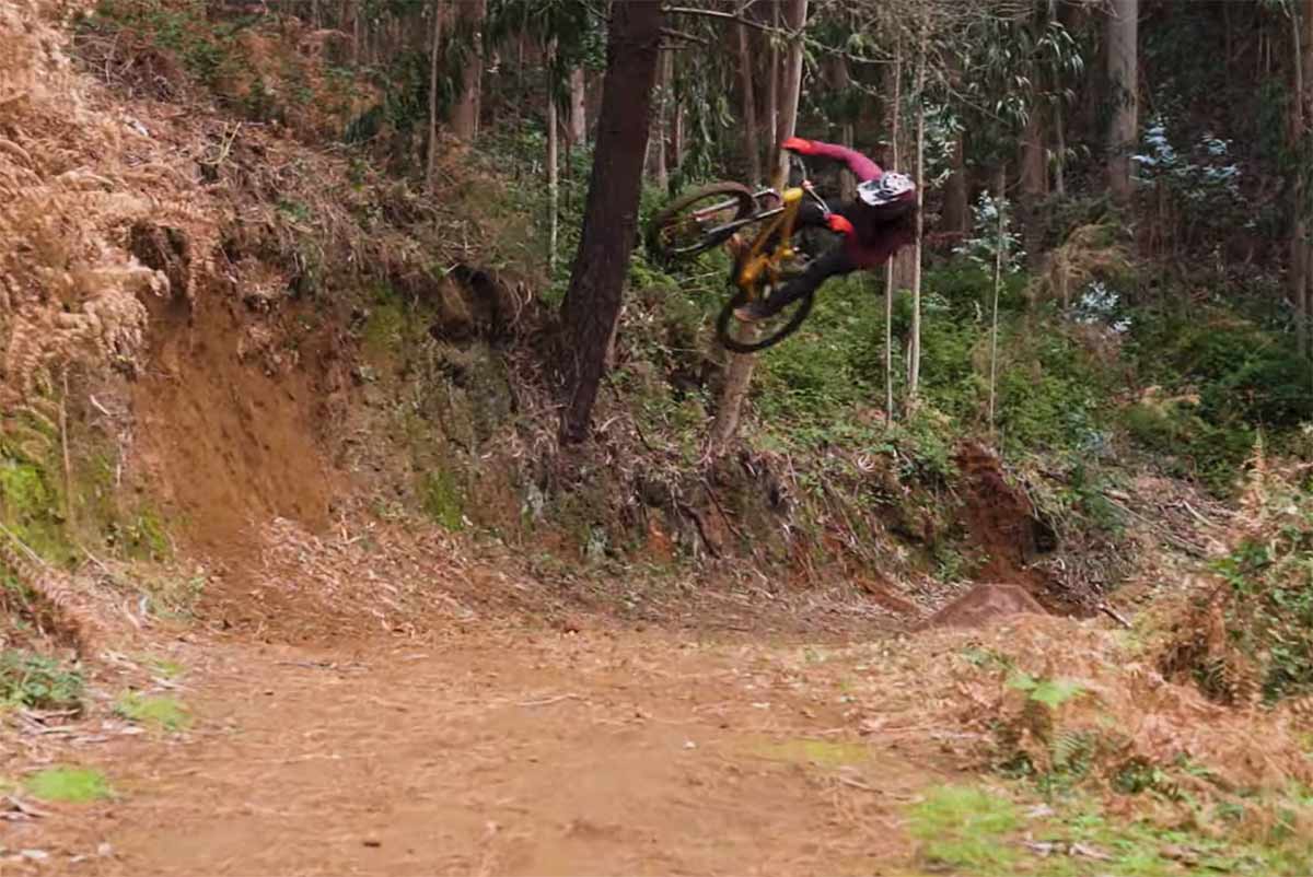Un nuevo vídeo de Medeira, paraíso del mountain bike, esta vez, algo especial