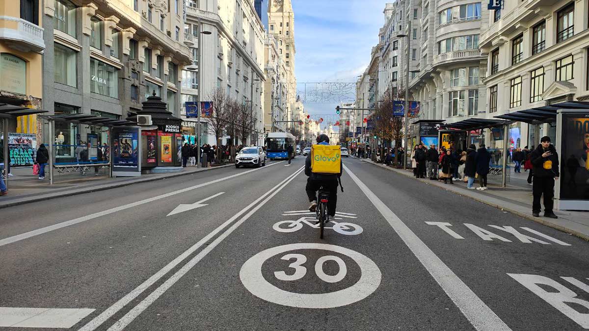 Senores-de-la-DGT-hagan-una-normativa-nacional-del-uso-de-la-bicicleta-por-favor