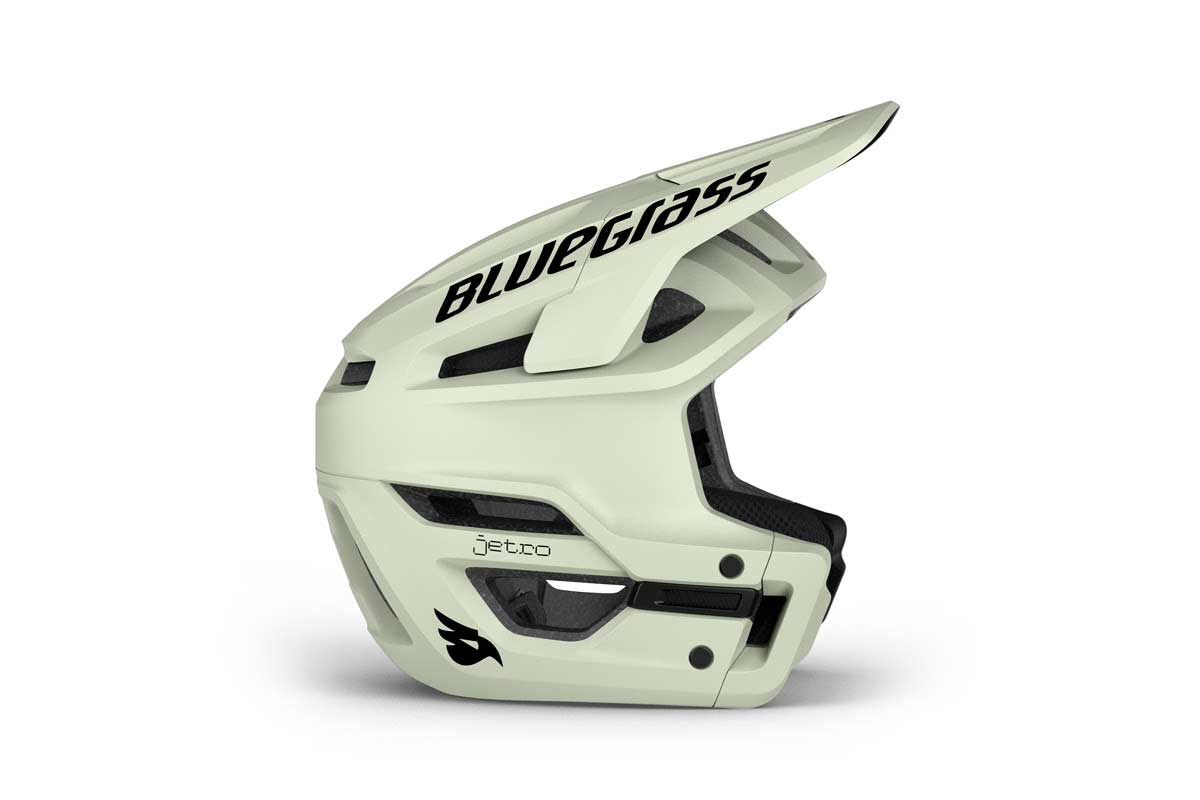 Llegan los cascos 3/4 para ciclismo con el Bluegrass Jetro